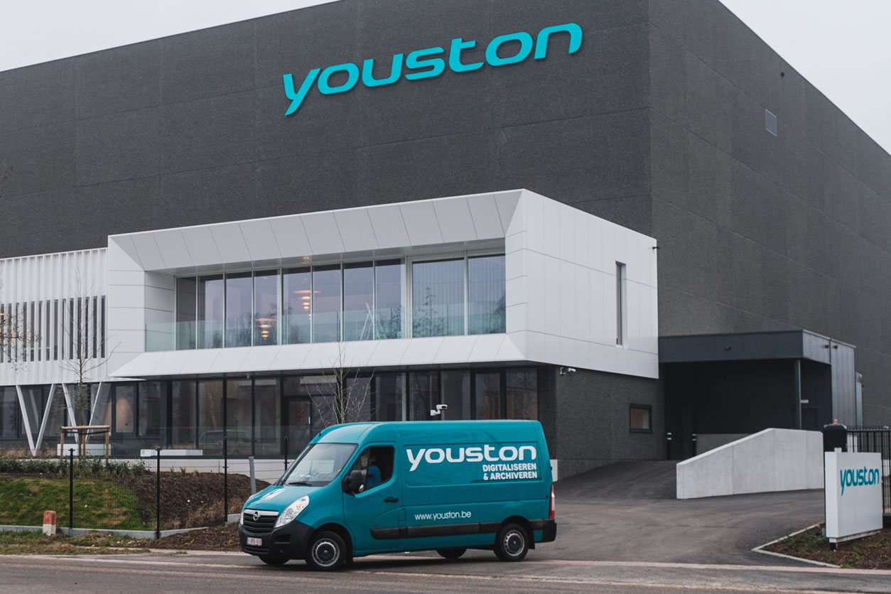 Youston vehicle on its way to pick up customer archives & documents for subsequent scanning at Youston digitization centre